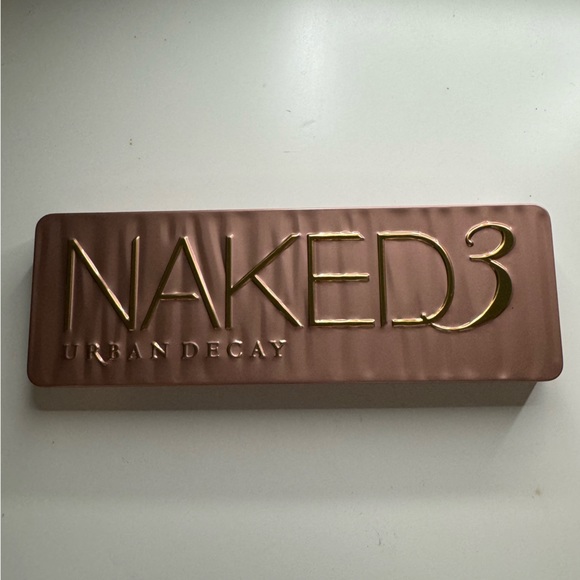 Naked3 Eyeshadow Palette - Picture 2 of 4